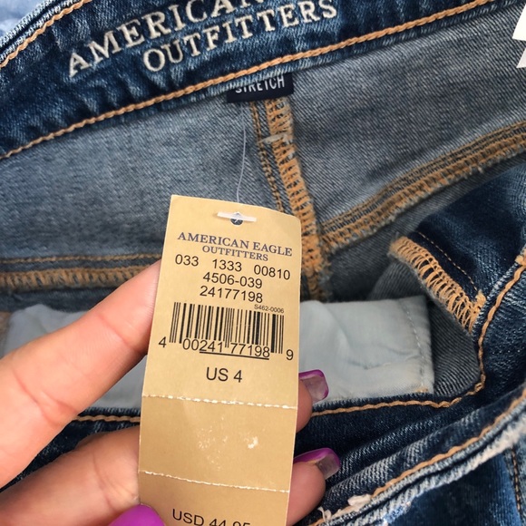 American Eagle Distressed Jean Shorts - Picture 5 of 5